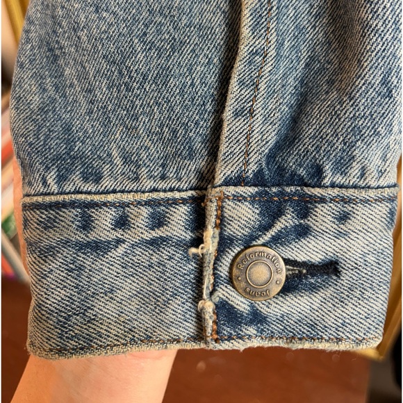 Reformation Distressed Jean Jacket - M - Picture 6 of 8